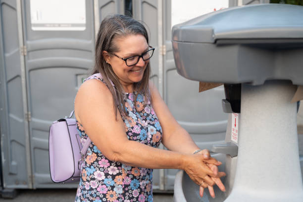 Best Construction site porta potty rental  in Emmon, AK